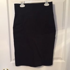 2/$20 Black pencil skirt (XS)